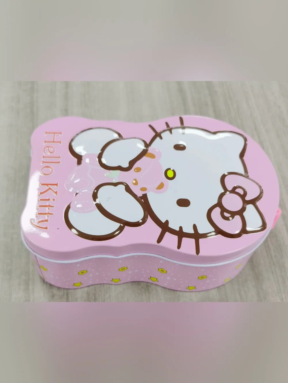 Hello Kitty Pink Coin Bank with Lock - Picture 6 of 12
